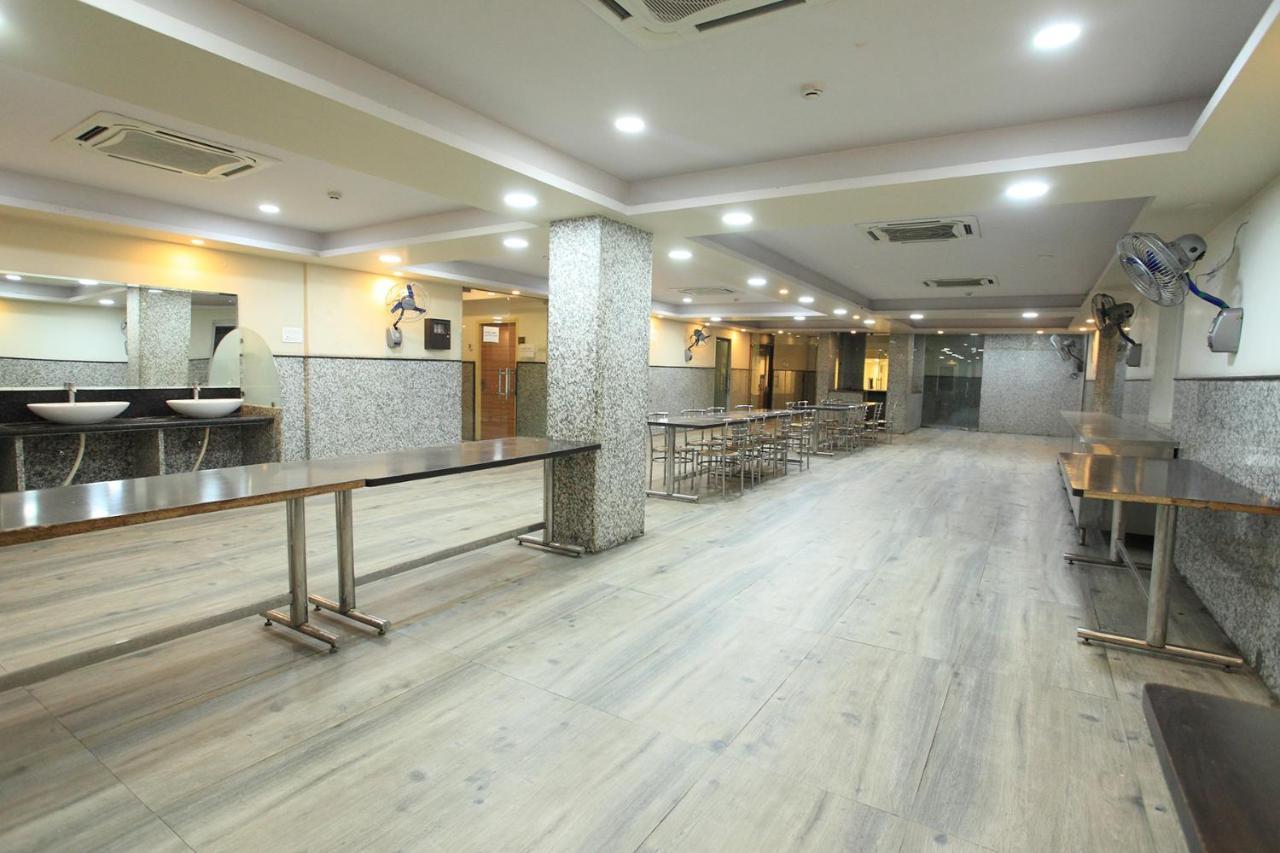 Hotel Anuvibha Malviya Nagar Джайпур Екстериор снимка